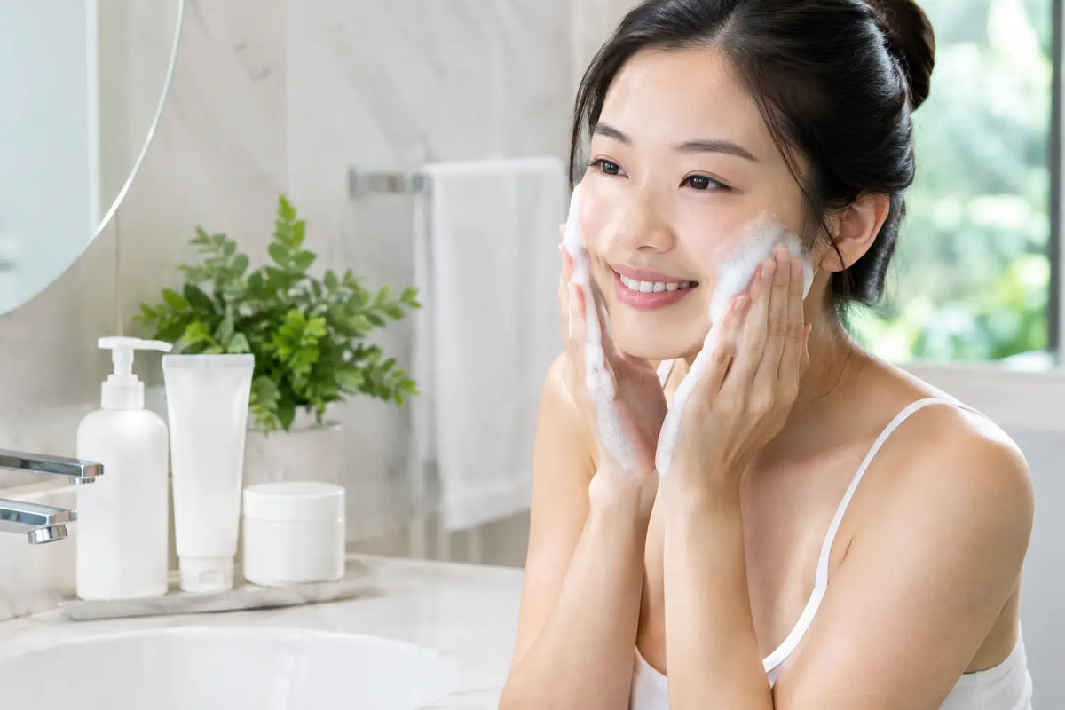 Facial Cleanser: How to Choose the Right One